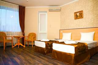 Гостиница Мечта у моря Адлер Junior Suite, Balcony - Courtyard View-1